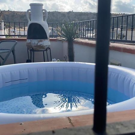 Apartment With Terraces And Private Jacuzzi - San Vito 400M From Beach San Vito Lo Capo Bagian luar foto