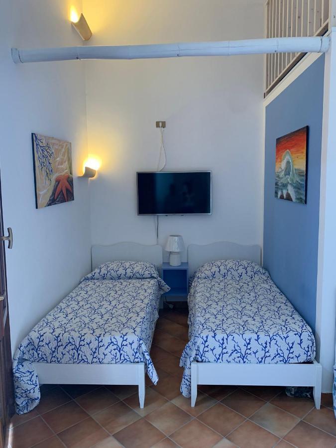 Apartment With Terraces And Private Jacuzzi - San Vito 400M From Beach San Vito Lo Capo Bagian luar foto