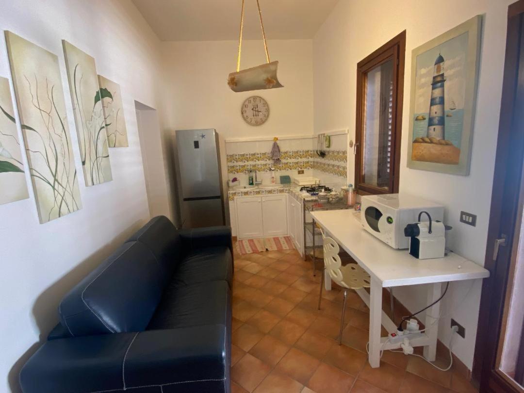 Apartment With Terraces And Private Jacuzzi - San Vito 400M From Beach San Vito Lo Capo Bagian luar foto